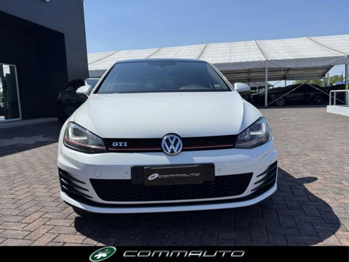 Volkswagen Golf GTI 2.0 TSI DSG 5p. BlueMotion Technology (2)