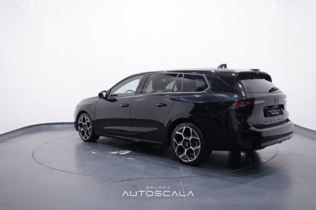 Opel Astra Station Wagon 1.5 Turbo Diesel 130 CV Sports GS Line (4)