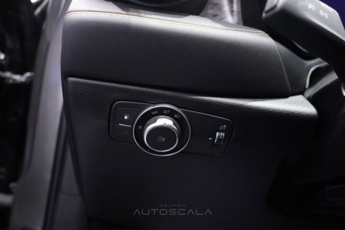 Alfa Romeo Tonale 1.3 phev Ti Q4 270cv at6 (13)
