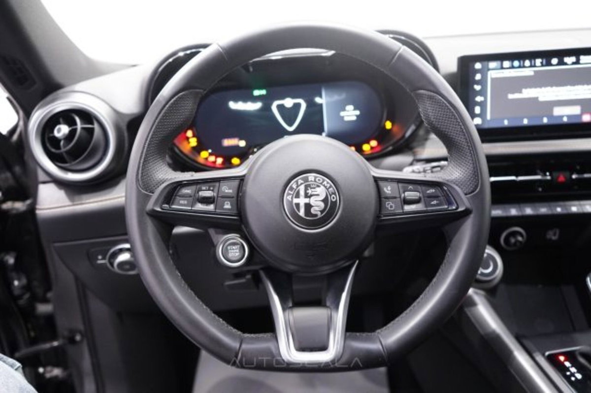 Alfa Romeo Tonale 1.3 phev Ti Q4 270cv at6 (14)