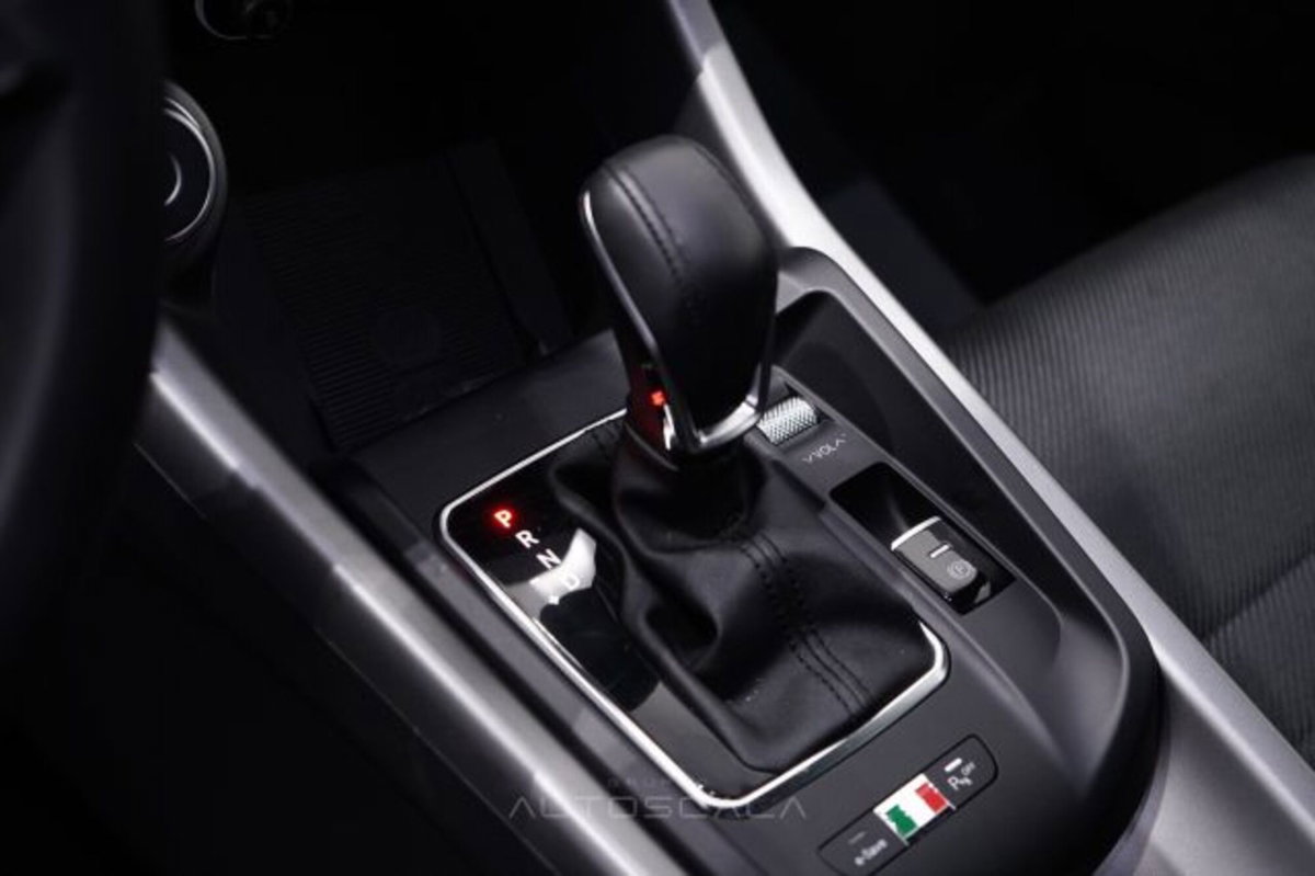 Alfa Romeo Tonale 1.3 phev Ti Q4 270cv at6 (19)