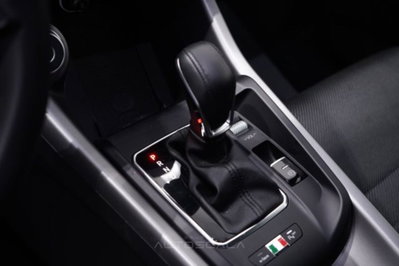 Alfa Romeo Tonale 1.3 phev Ti Q4 270cv at6 (19)