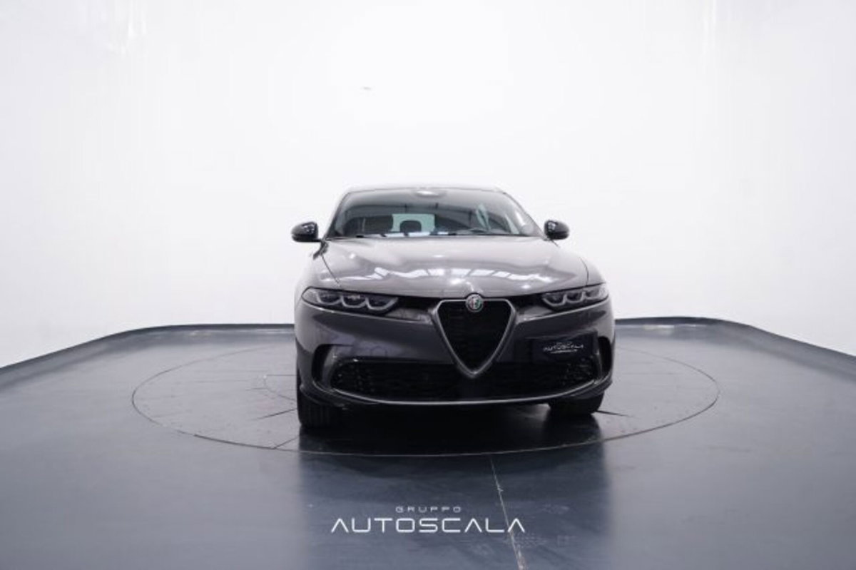 Alfa Romeo Tonale 1.3 phev Ti Q4 270cv at6 (2)