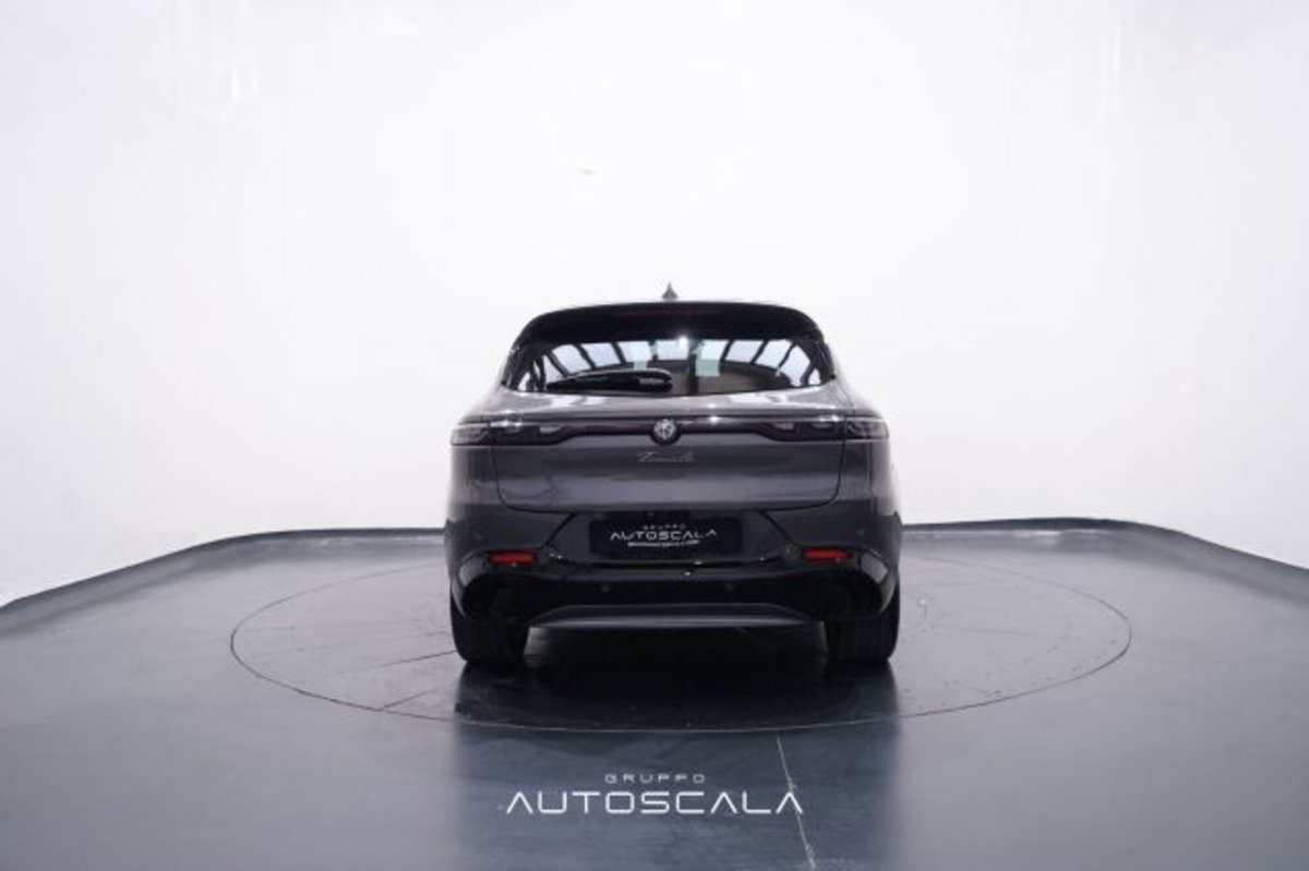 Alfa Romeo Tonale 1.3 phev Ti Q4 270cv at6 (5)