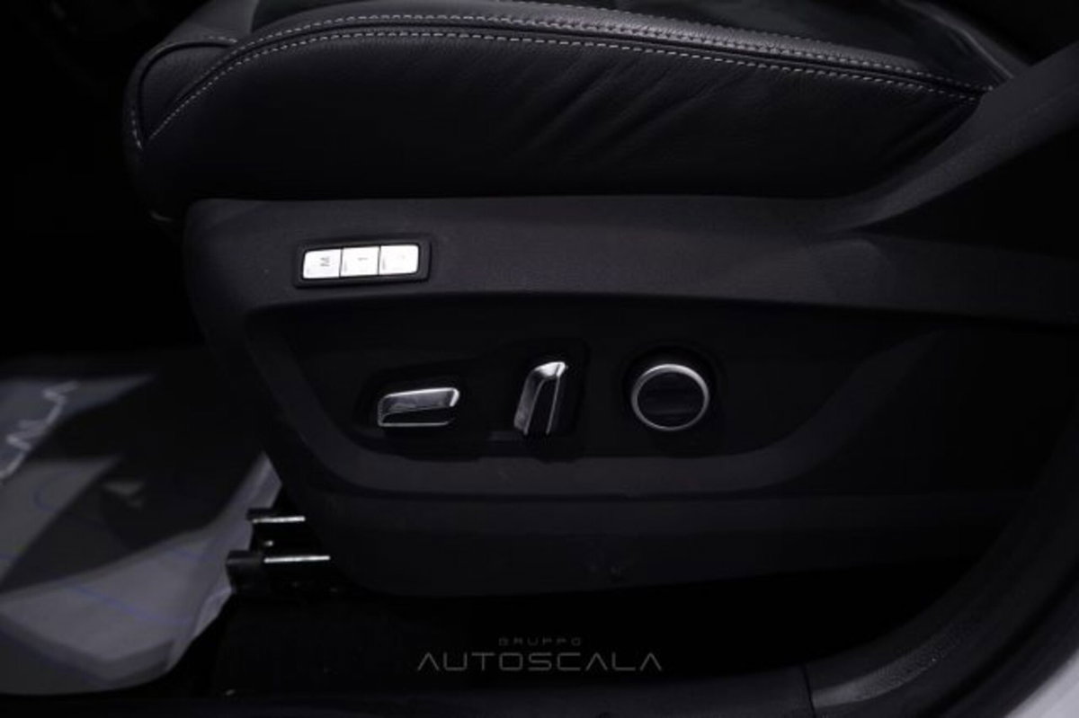Sportequipe Sportequipe 6 Phev Sportequipe 6 Phev 1.5 317cv auto (12)