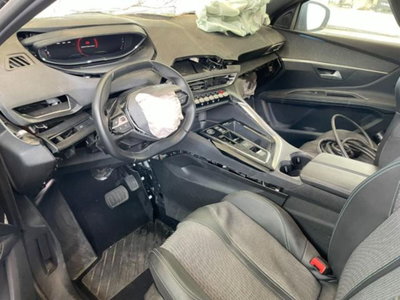 Peugeot 3008 Hybrid4 300 e-EAT8 Allure Pack (13)
