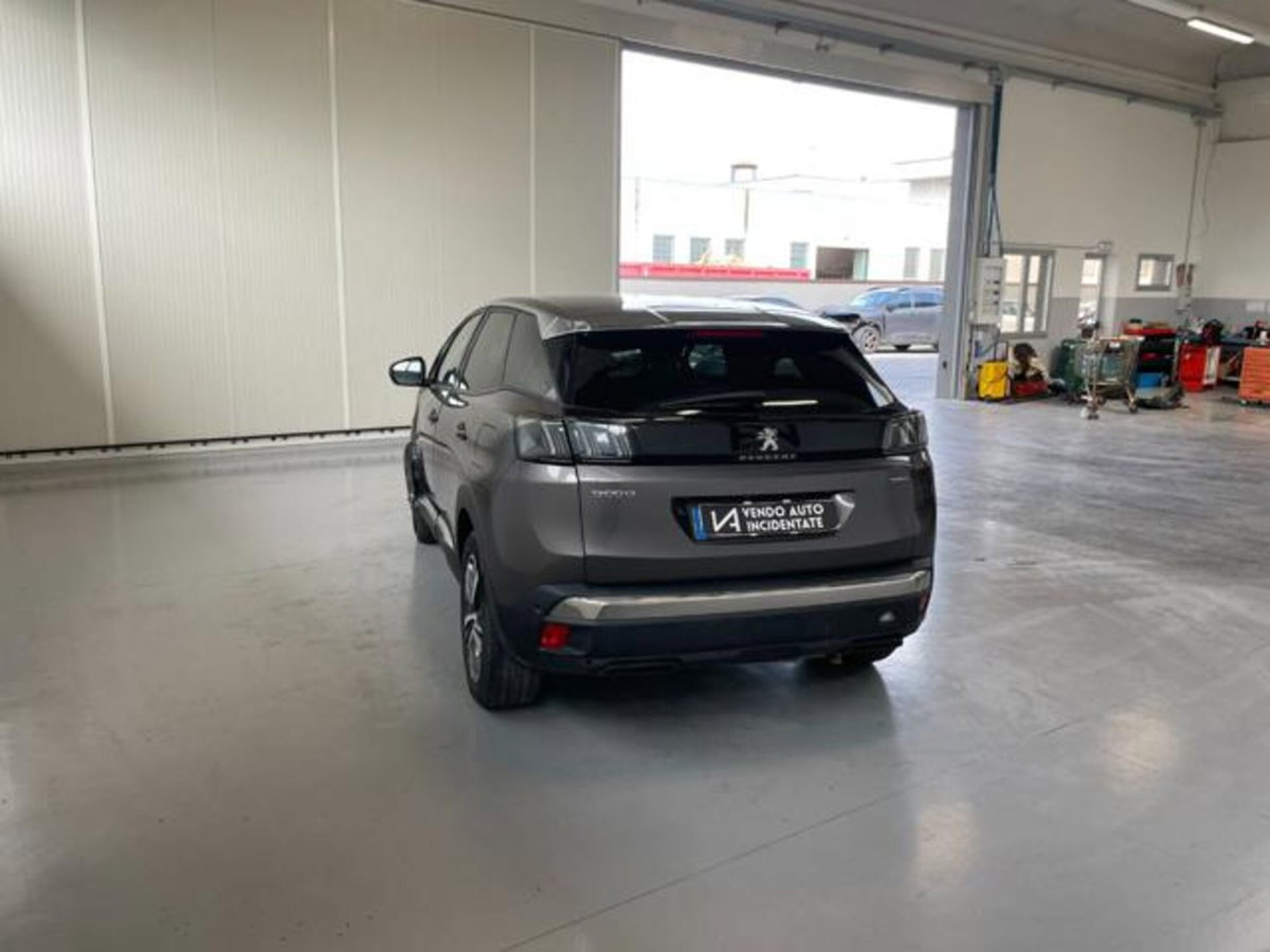 Peugeot 3008 Hybrid4 300 e-EAT8 Allure Pack (5)