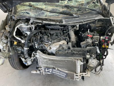 Peugeot 3008 Hybrid4 300 e-EAT8 Allure Pack (9)