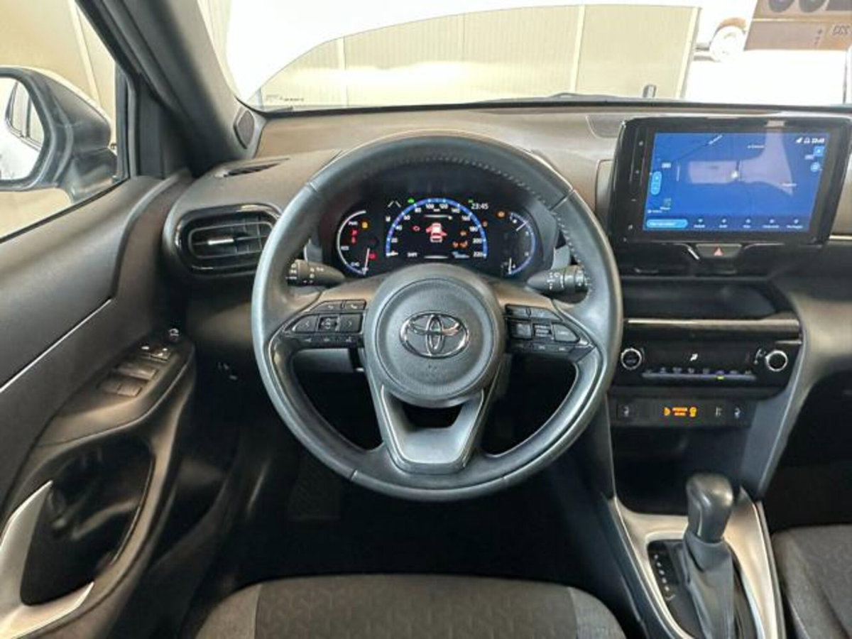 Toyota Yaris Cross 1.5 Hybrid 5p. E-CVT Trend (17)