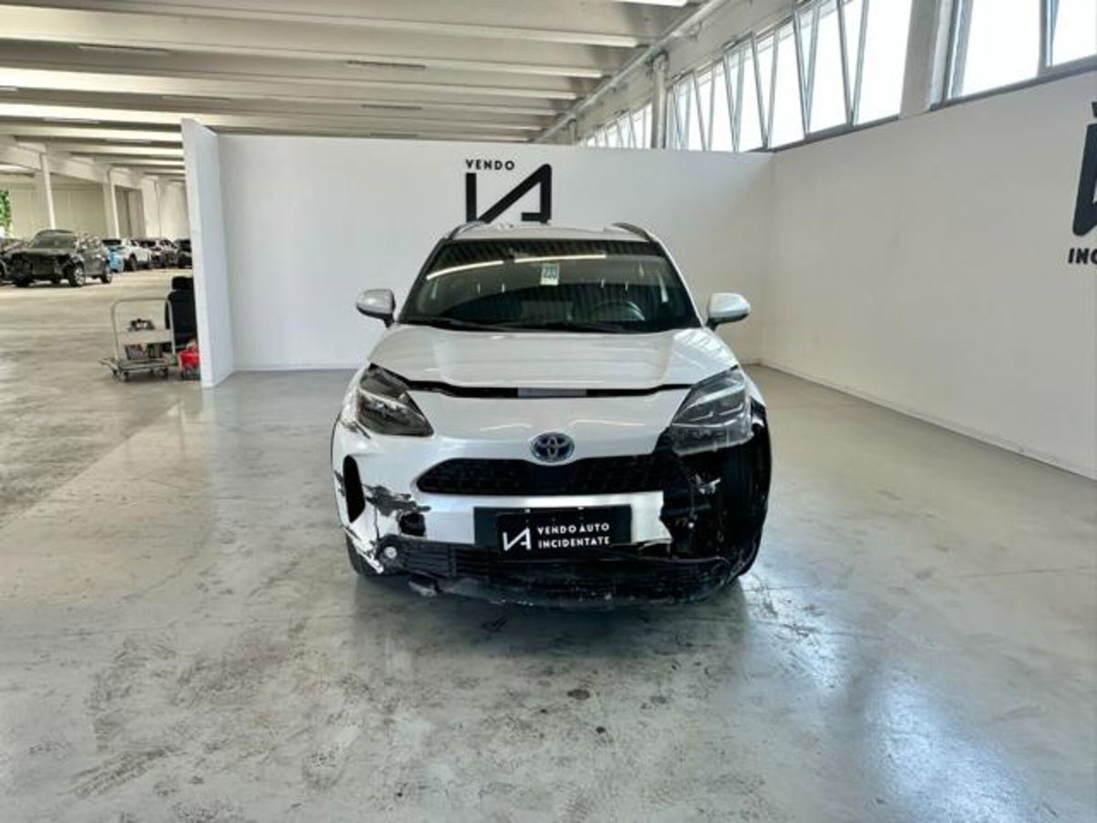 Toyota Yaris Cross 1.5 Hybrid 5p. E-CVT Trend (2)