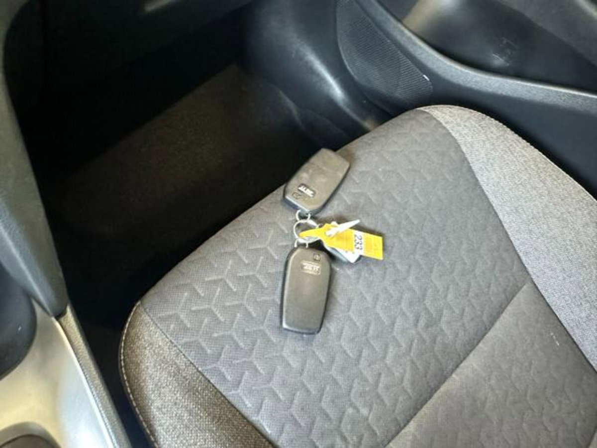 Toyota Yaris Cross 1.5 Hybrid 5p. E-CVT Trend (20)