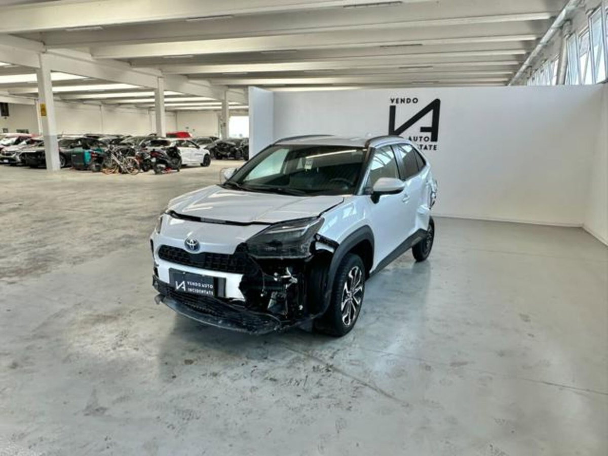 Toyota Yaris Cross 1.5 Hybrid 5p. E-CVT Trend (3)