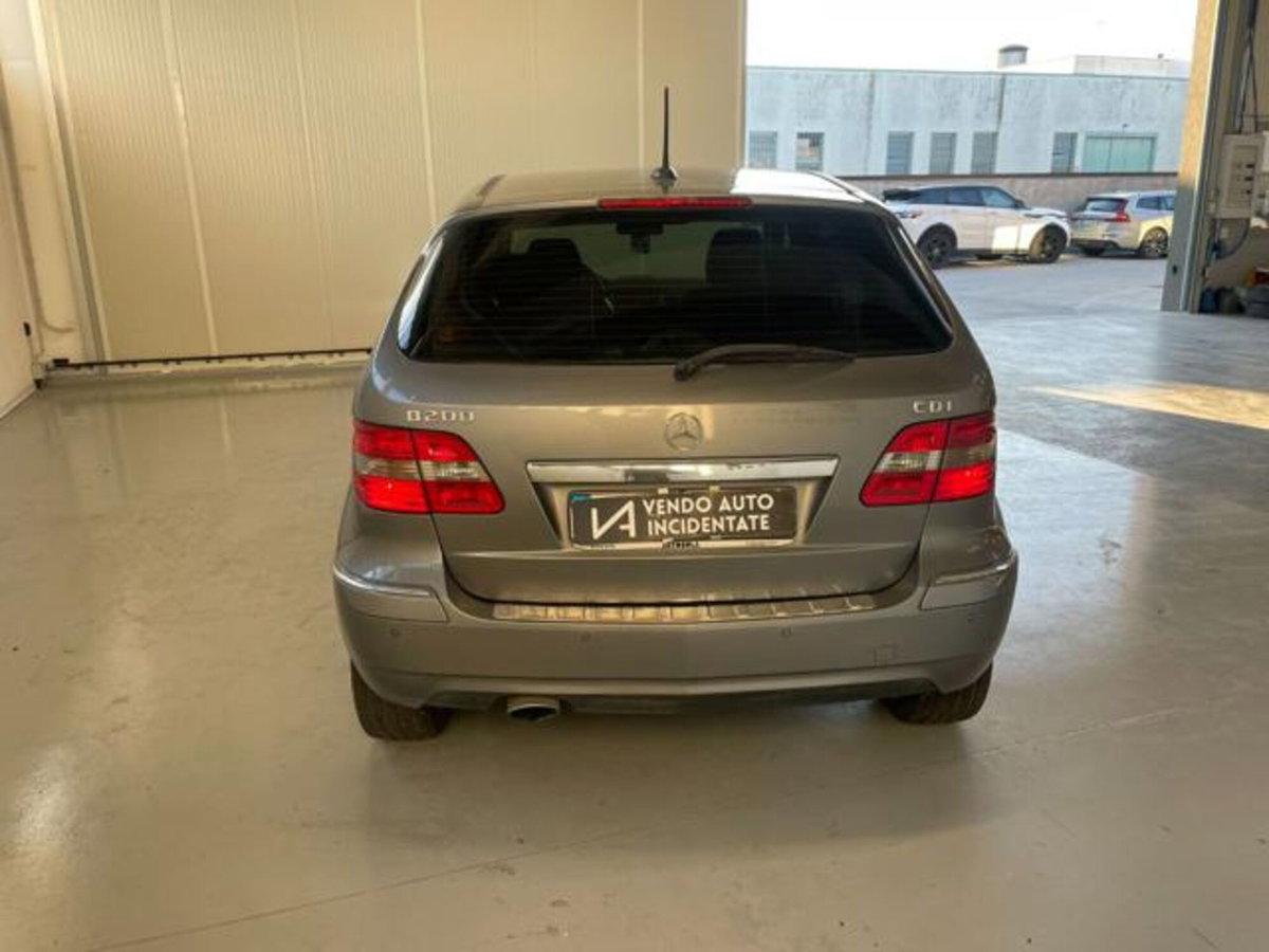 Mercedes-Benz Classe B 200 CDI Chrome (6)