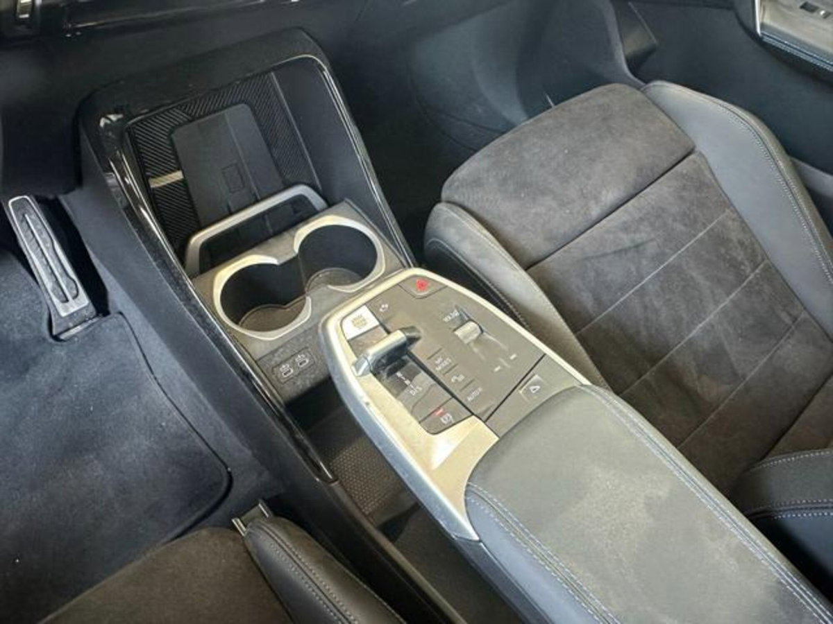 BMW X1 sDrive 18d Msport (19)