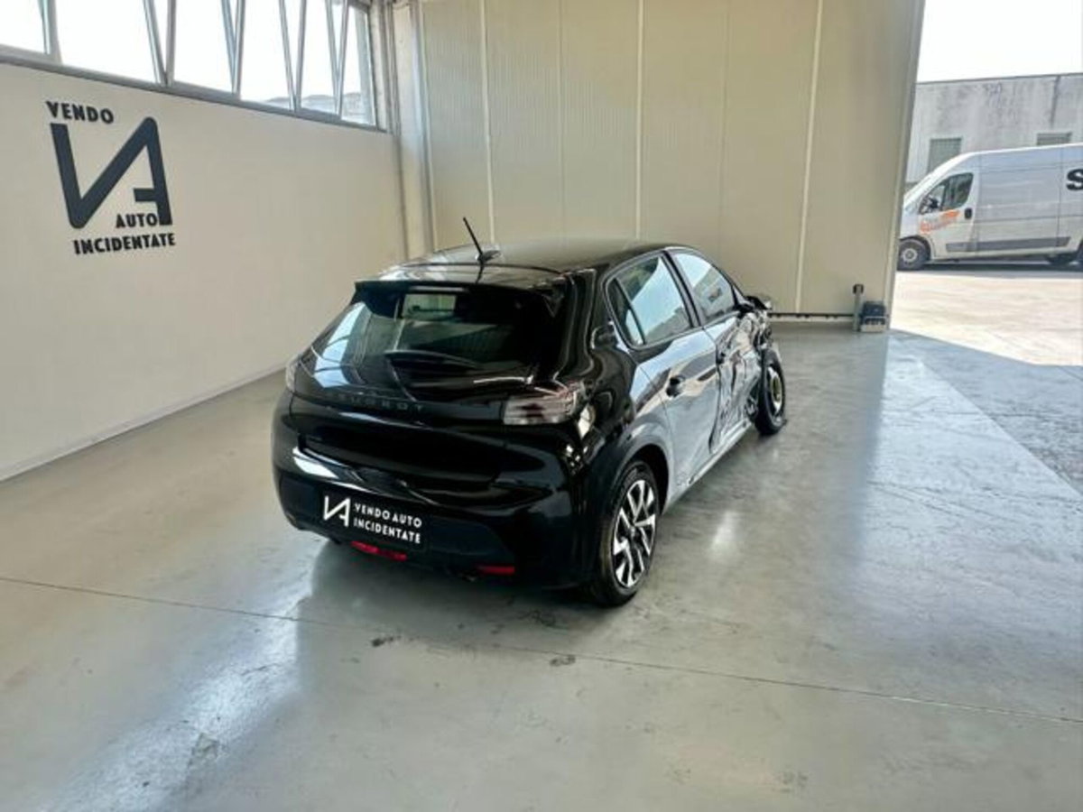 Peugeot 208 1.2 puretech Active s&s 100cv (7)