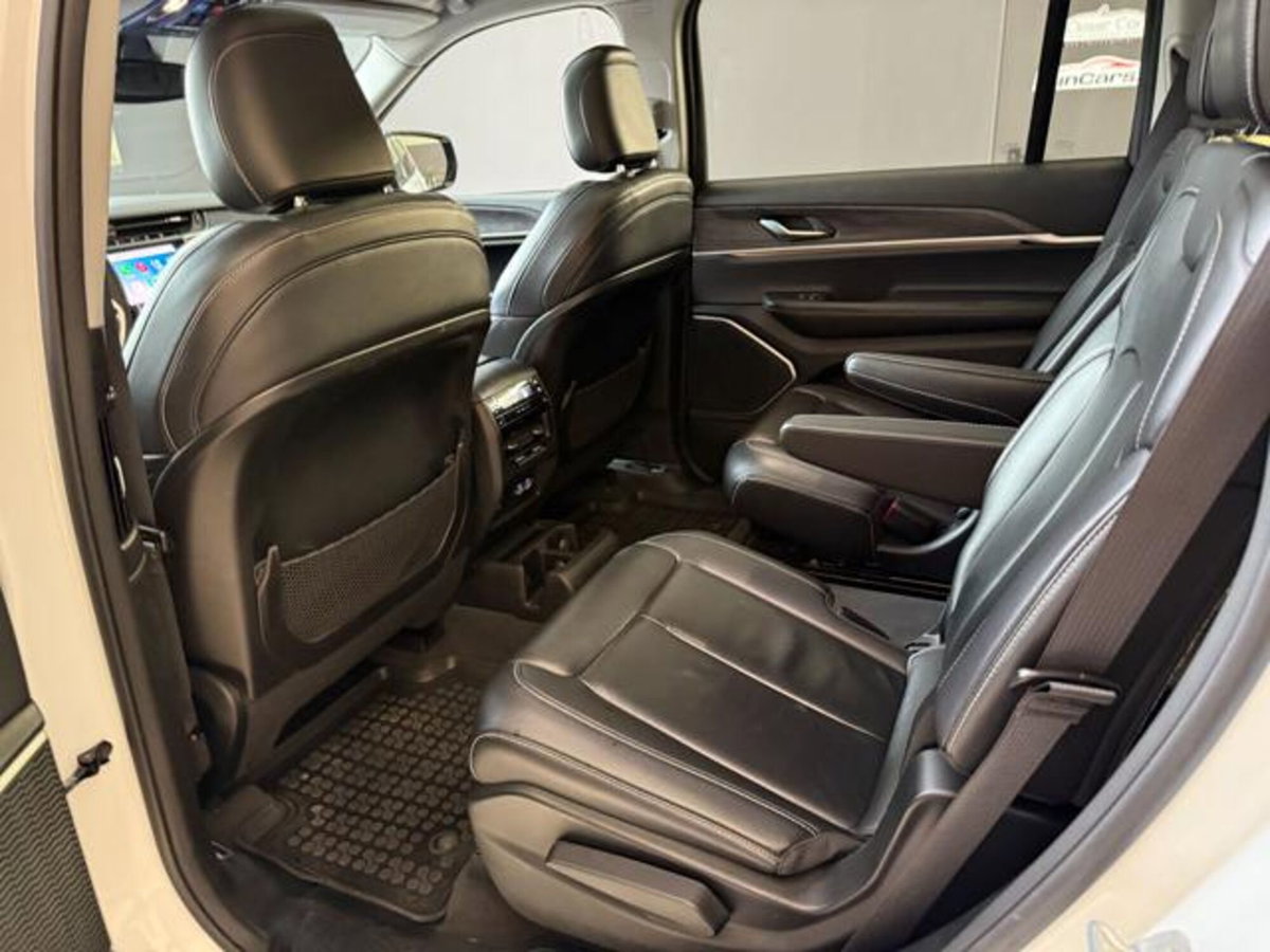 Jeep Grand Cherokee 3.6 V6 Overland (13)