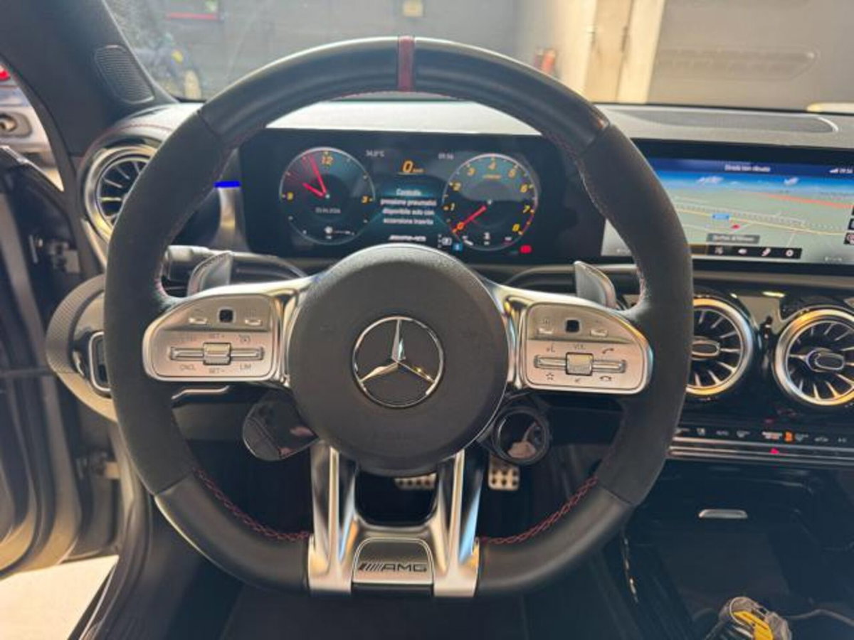 Mercedes-Benz CLA 35 AMG 4Matic (9)