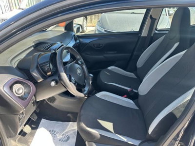 Toyota Aygo 1.0 VVT-i 69 CV 5 porte x-play (14)