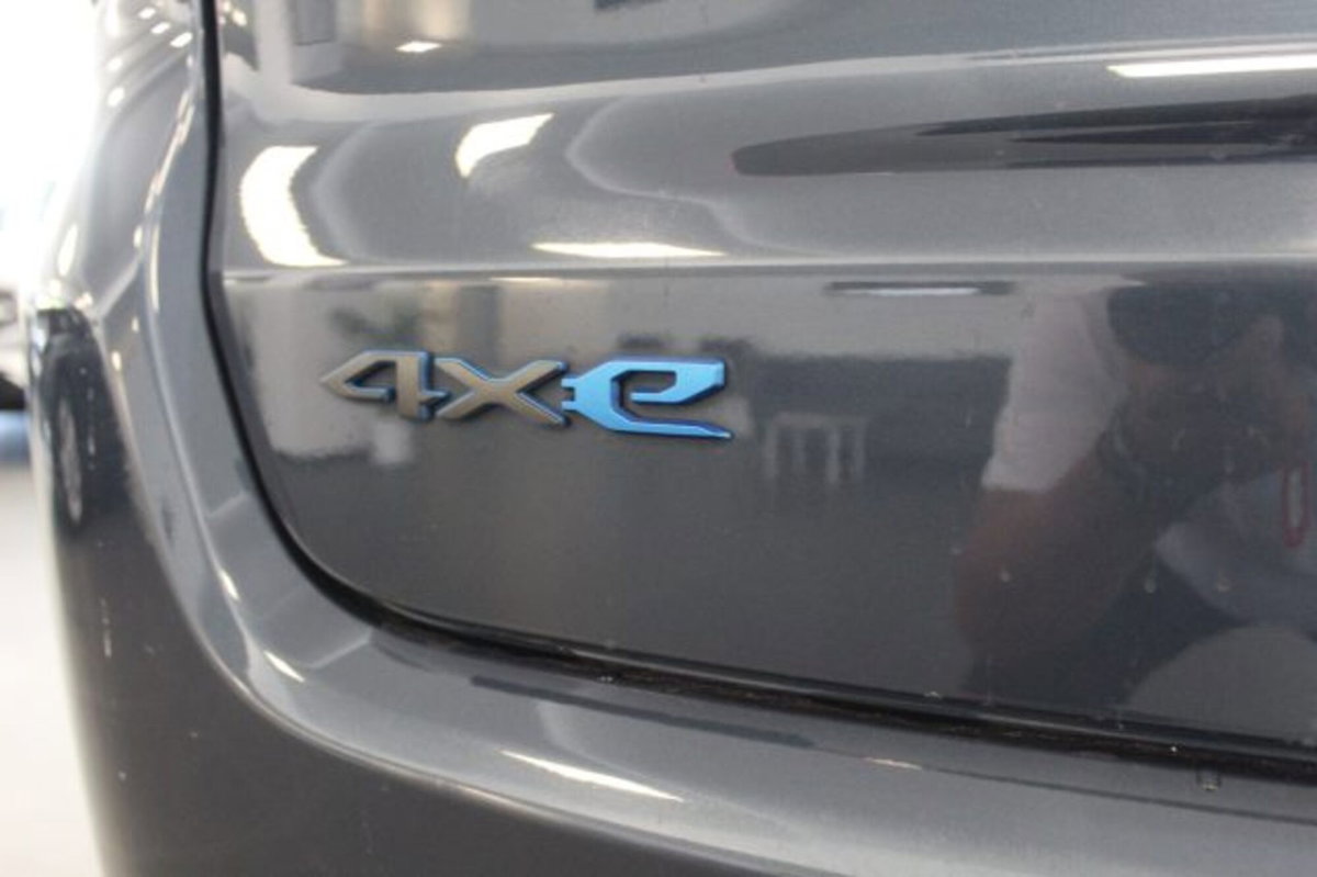 Jeep Compass 1.3 T4 240CV PHEV AT6 4xe Trailhawk (13)