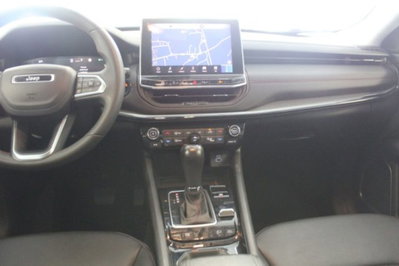 Jeep Compass 1.3 T4 240CV PHEV AT6 4xe Trailhawk (16)