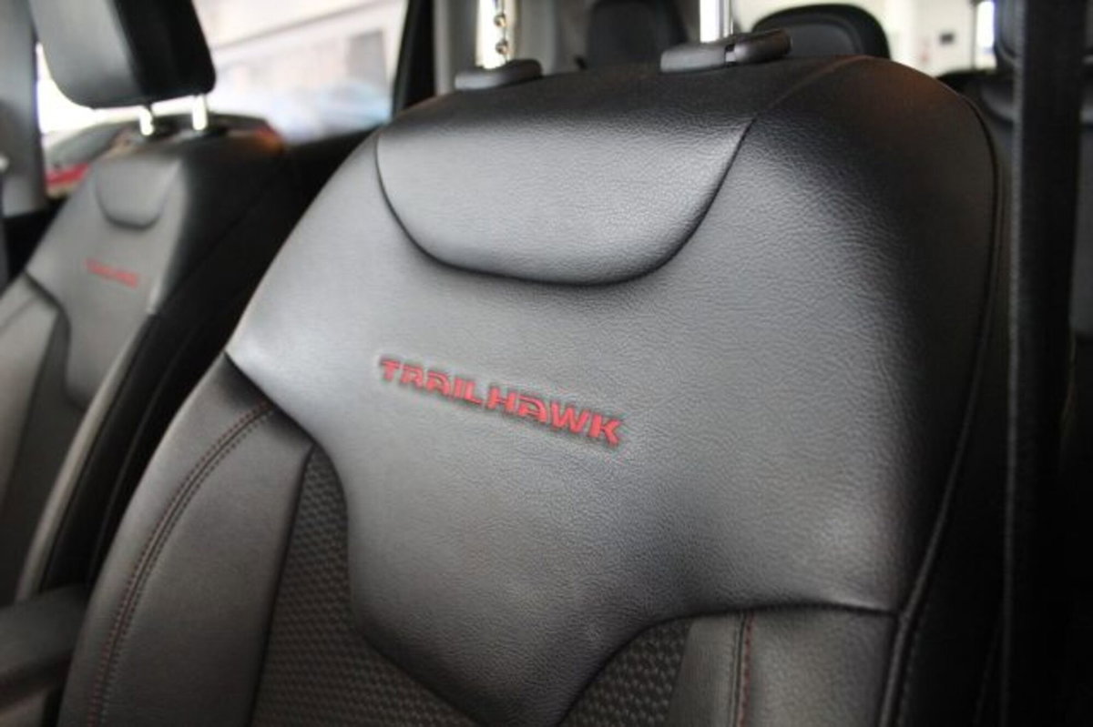Jeep Compass 1.3 T4 240CV PHEV AT6 4xe Trailhawk (9)