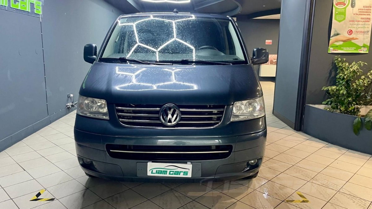 Volkswagen Veicoli Commerciali Multivan 2.5 TDI/130CV Comfortline (2)