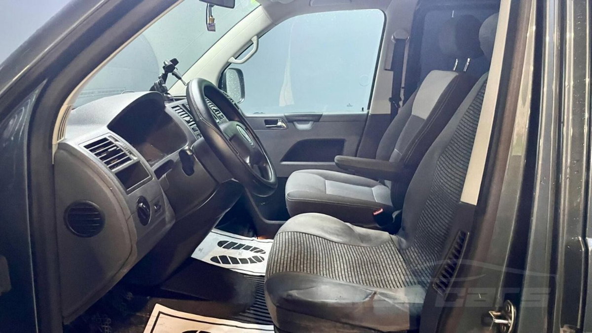 Volkswagen Veicoli Commerciali Multivan 2.5 TDI/130CV Comfortline (7)