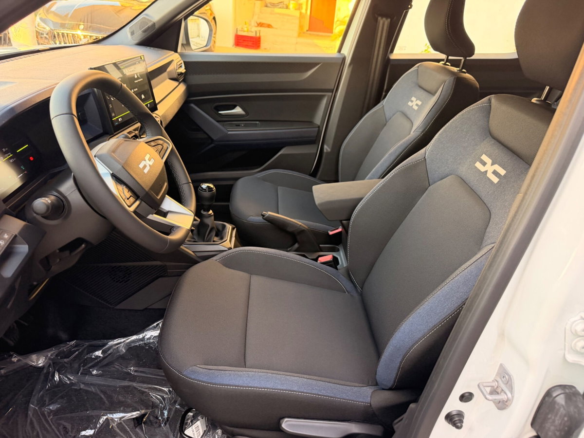 Dacia Duster 1.2 Eco-G Expression 120cv (12)
