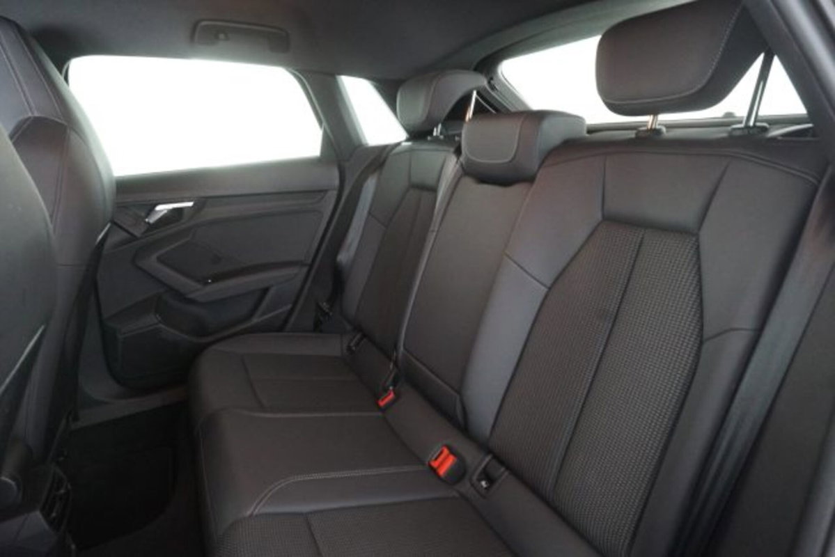 Audi A3 Sportback 30 TFSI S tronic S line edition (11)