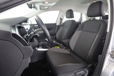 Volkswagen Polo 1.0 Life 80cv (2)