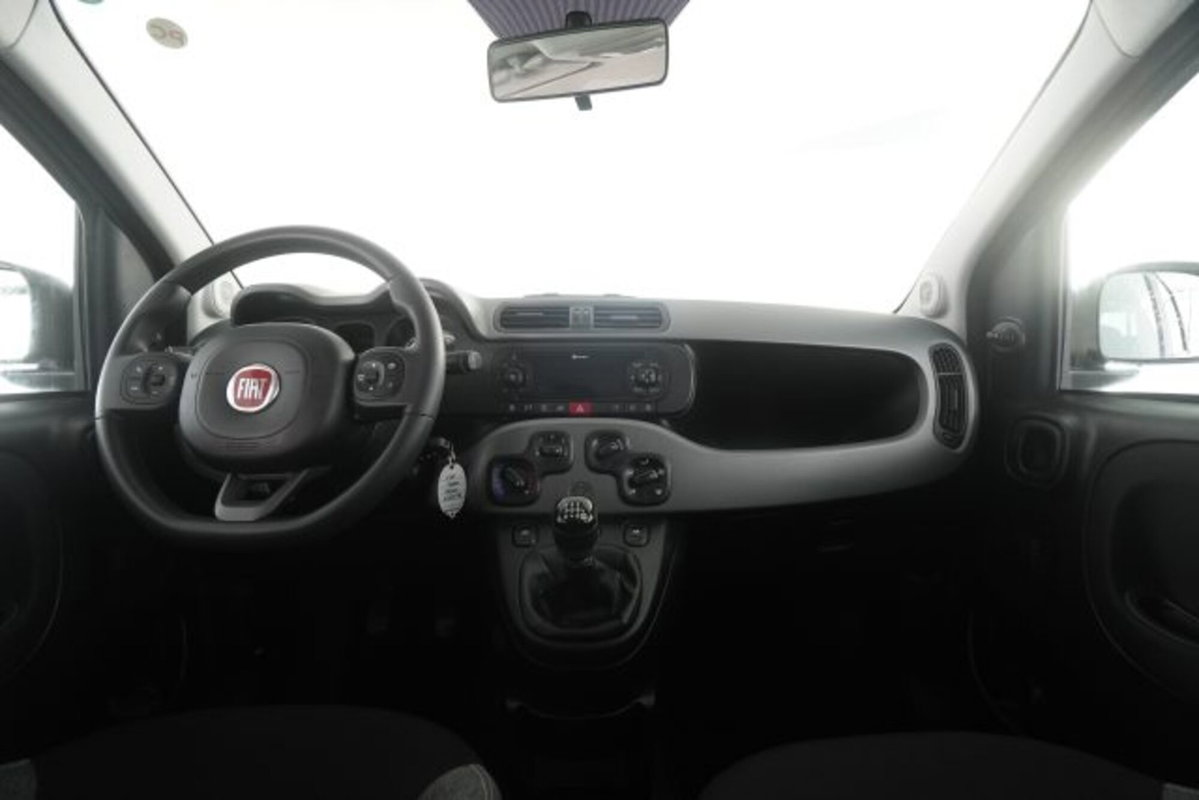 Fiat Panda 1.0 FireFly S&S Hybrid City Cross (12)