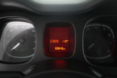 Fiat Panda 1.0 FireFly S&S Hybrid City Cross (14)
