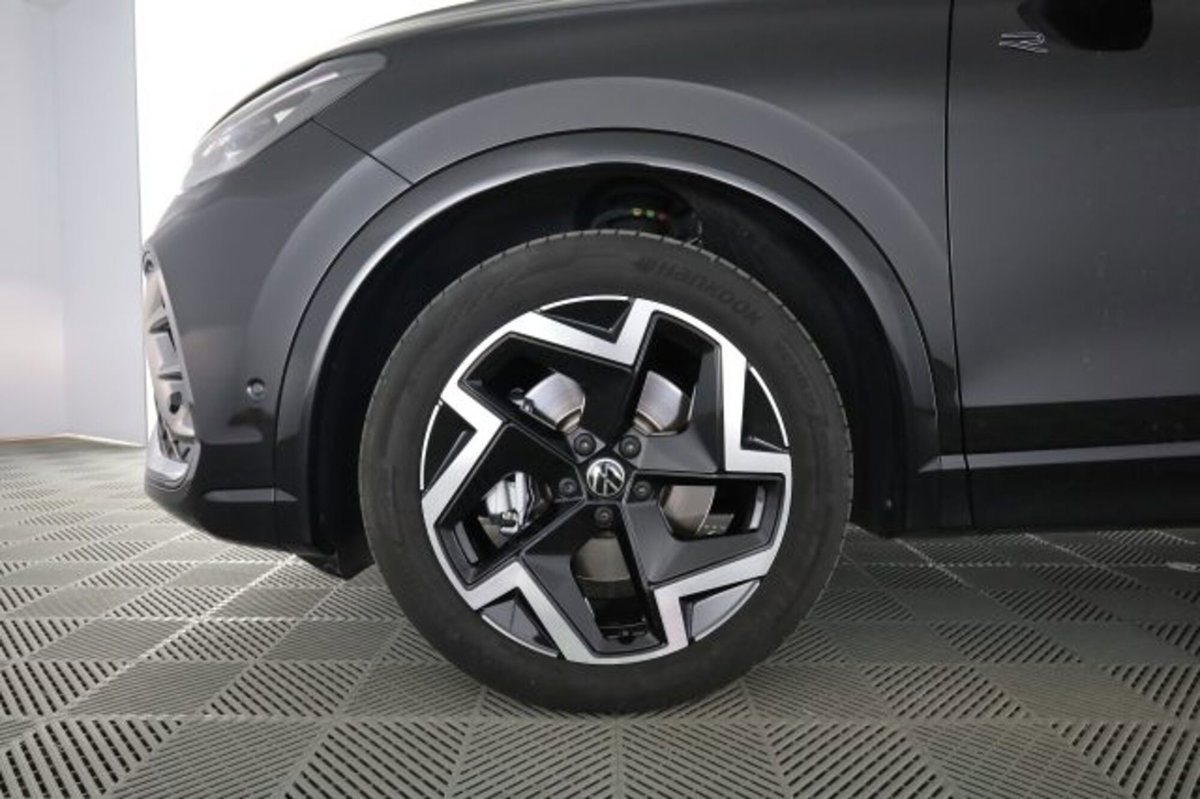 Volkswagen Tiguan Allspace 2.0 tdi R-Line 150cv dsg (8)