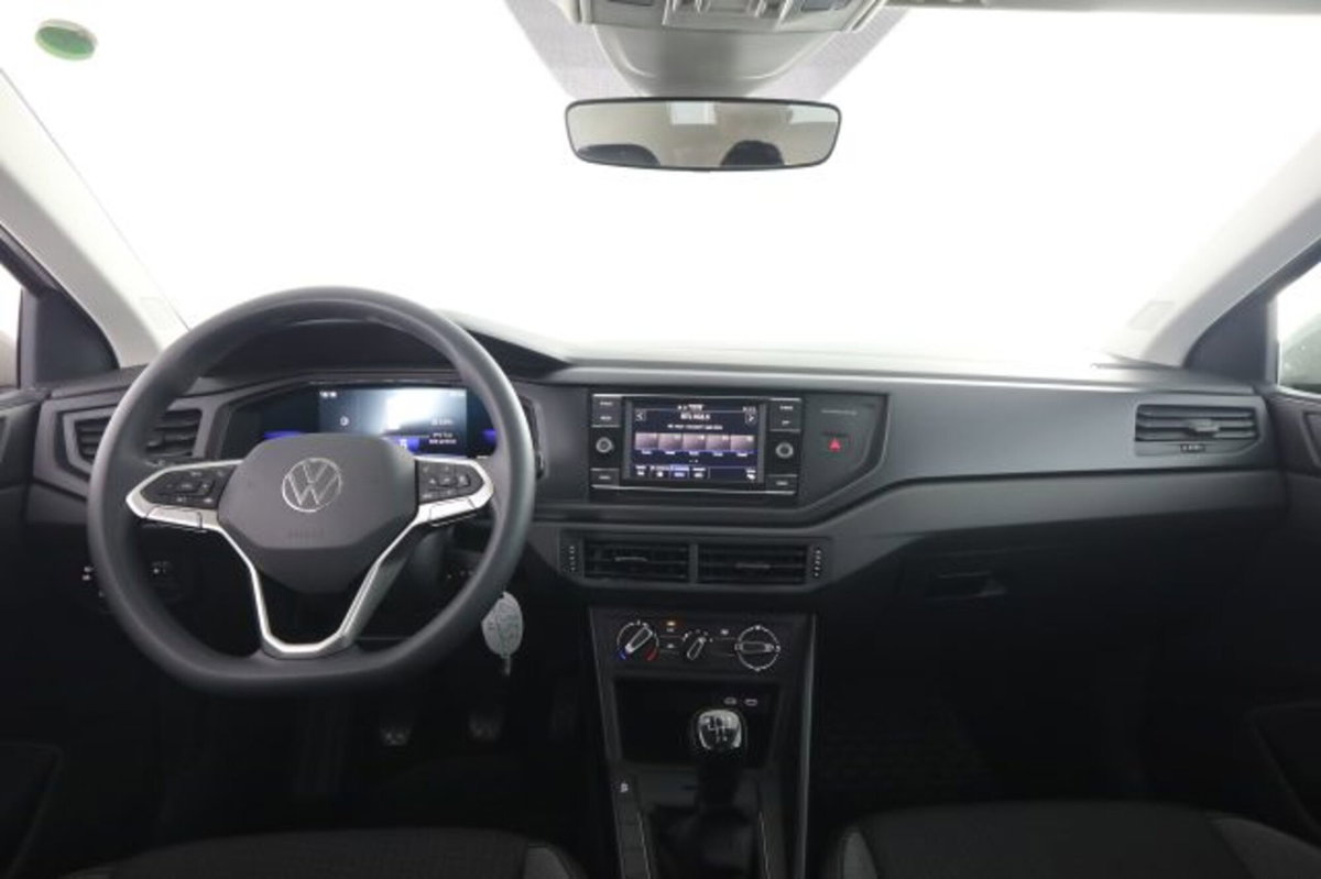 Volkswagen Polo 1.0 EVO (4)