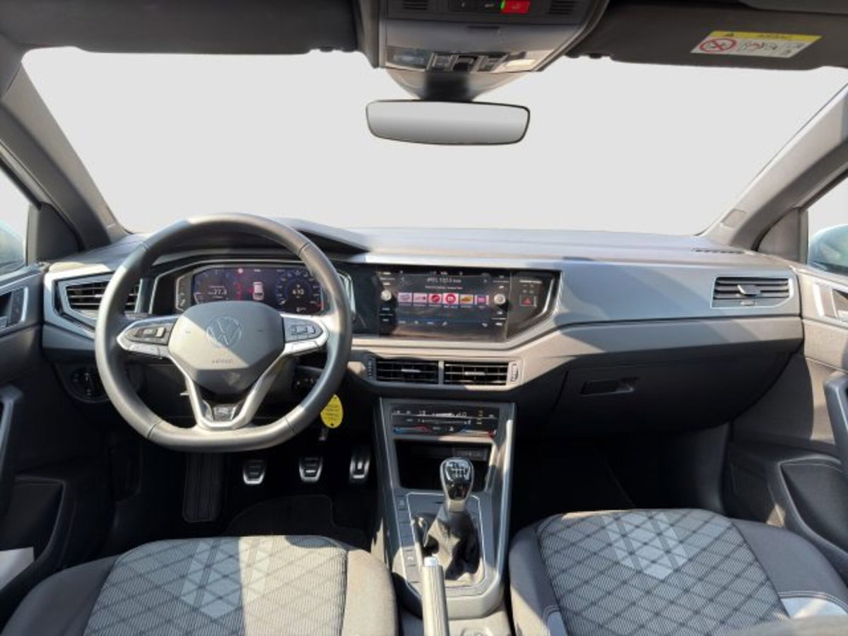 Volkswagen Taigo 1.0 tsi R-Line 115cv (12)