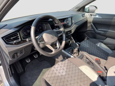 Volkswagen Taigo 1.0 tsi R-Line 115cv (9)