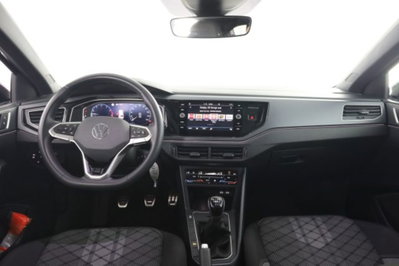 Volkswagen Taigo 1.0 tsi R-Line 115cv (4)
