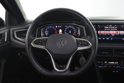 Volkswagen Taigo 1.0 tsi R-Line 115cv (5)