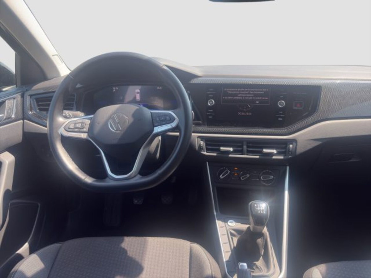 Volkswagen Taigo 1.0 tsi Life 115cv (11)