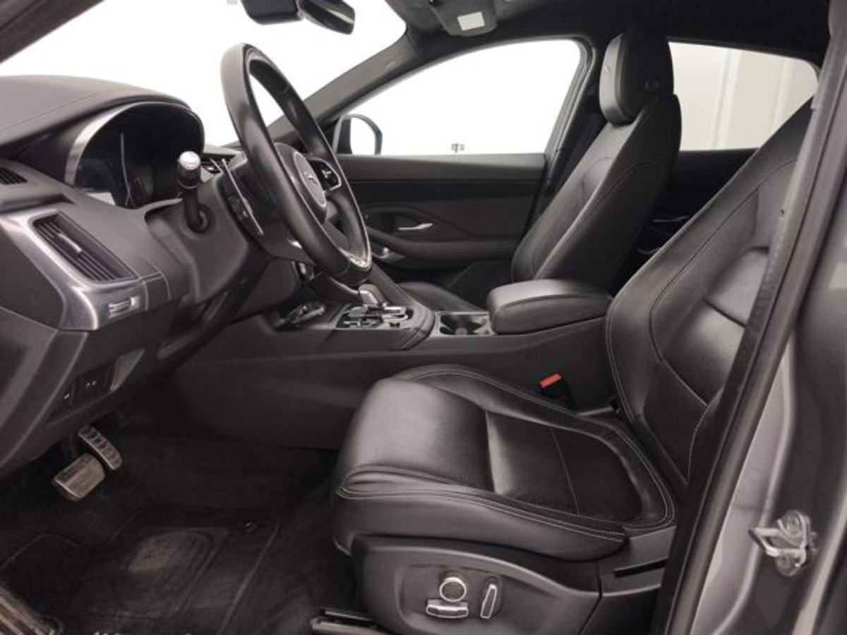 Jaguar E-Pace 2.0d i4 mhev R-Dynamic HSE awd 163cv auto (11)