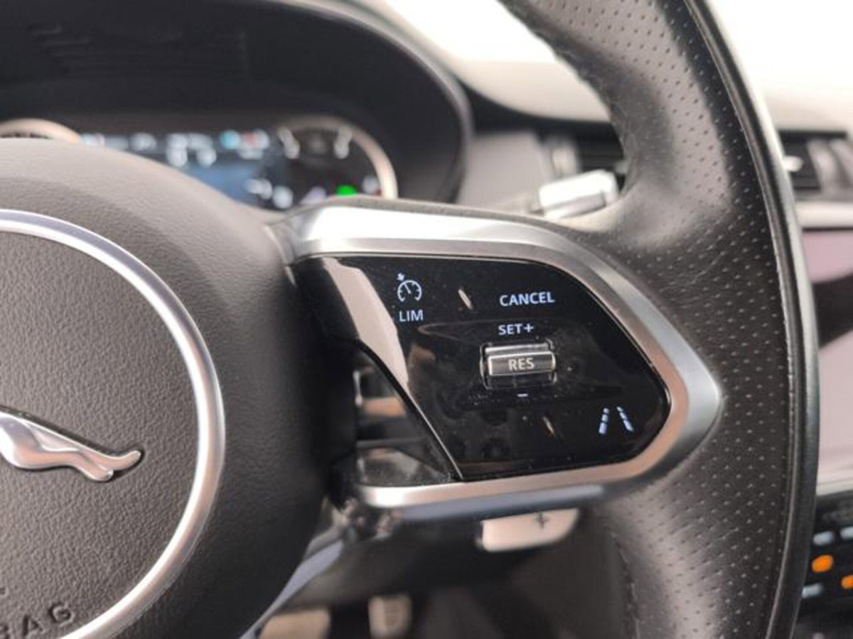 Jaguar E-Pace 2.0d i4 mhev R-Dynamic HSE awd 163cv auto (15)