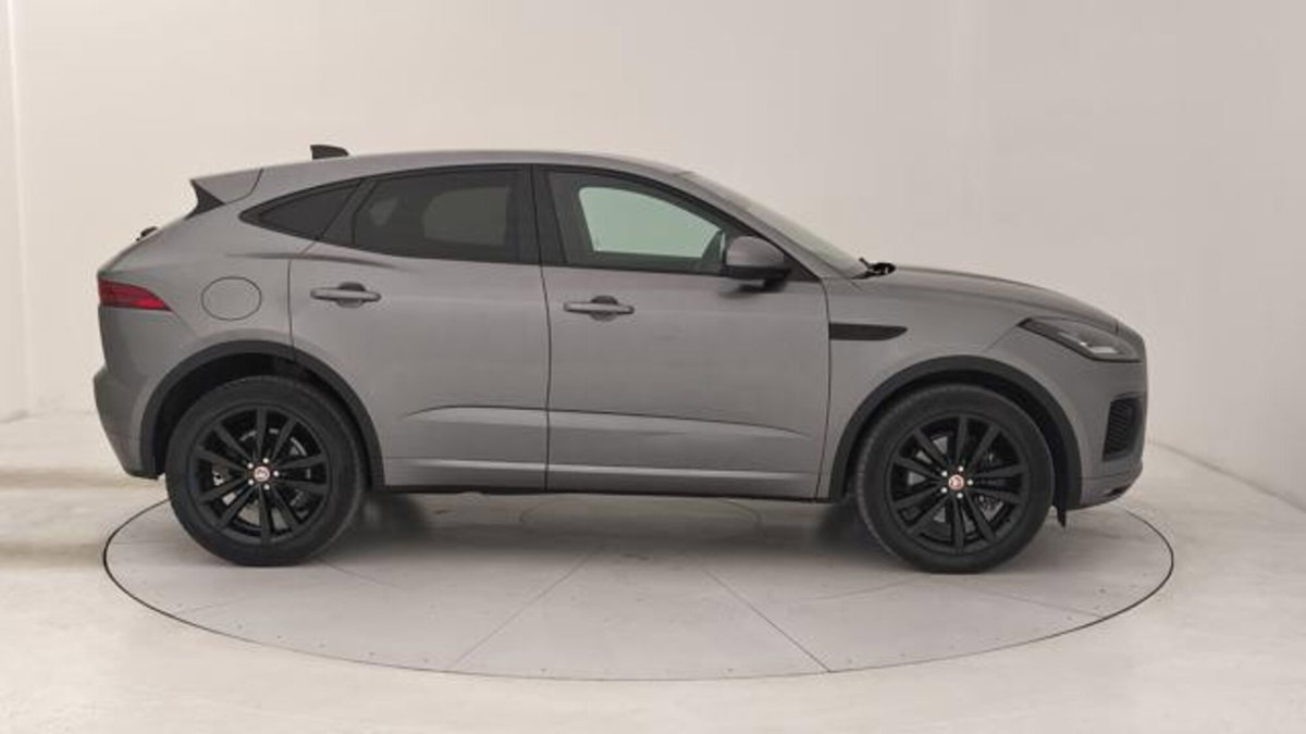 Jaguar E-Pace 2.0d i4 mhev R-Dynamic HSE awd 163cv auto (6)