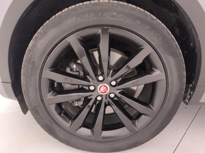 Jaguar E-Pace 2.0d i4 mhev R-Dynamic HSE awd 163cv auto (9)