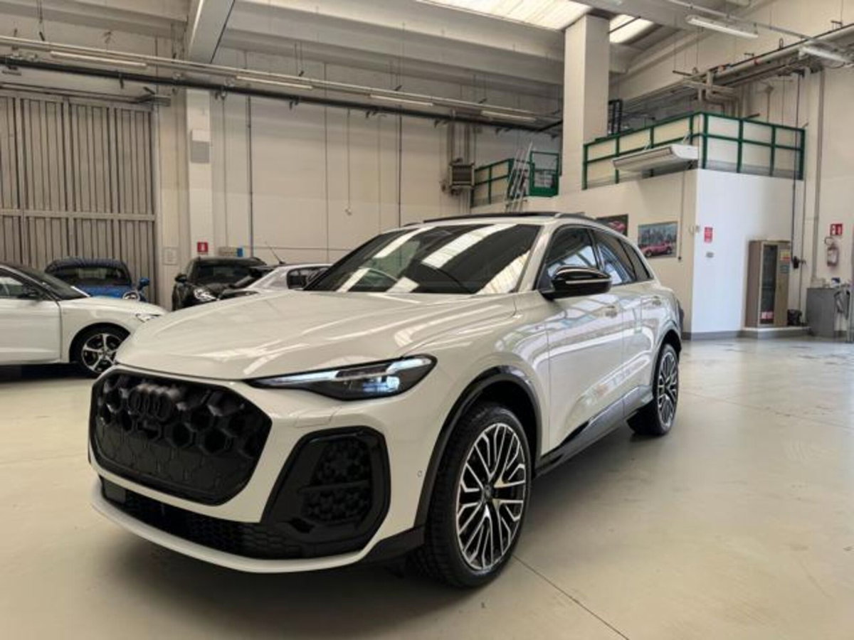 Audi Q5 Sportback Sportback 40 2.0 tdi mhev 12V quattro s-tronic