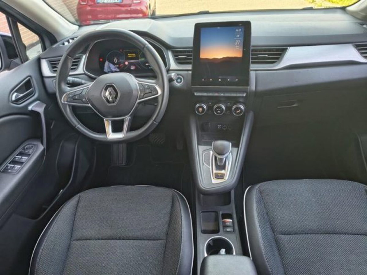 Renault Captur Plug-in Hybrid E-Tech 160 CV Intens (12)