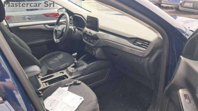 Ford Kuga 2.0 EcoBlue Hybrid 150 CV 2WD Titanium (5)
