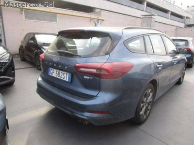 Ford Focus Station Wagon 1.0 EcoBoost Hybrid 125 CV SW ST-Line Design (12)