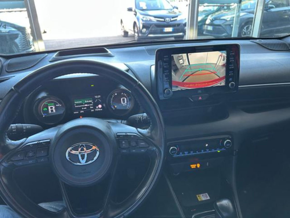 Toyota Yaris Cross 1.5 Hybrid 5p. E-CVT Premiere (11)