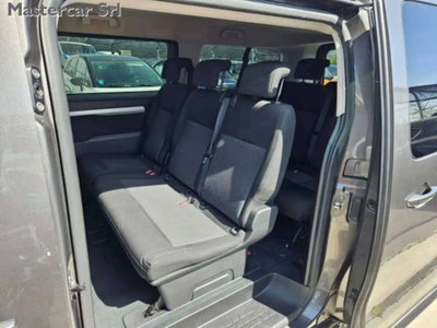 Peugeot Traveller BlueHDi 150 S&S Long Business (13)