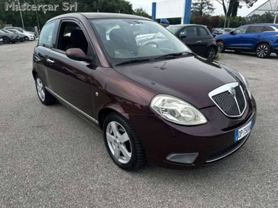 Lancia Ypsilon 1.2 Oro Plus (4)